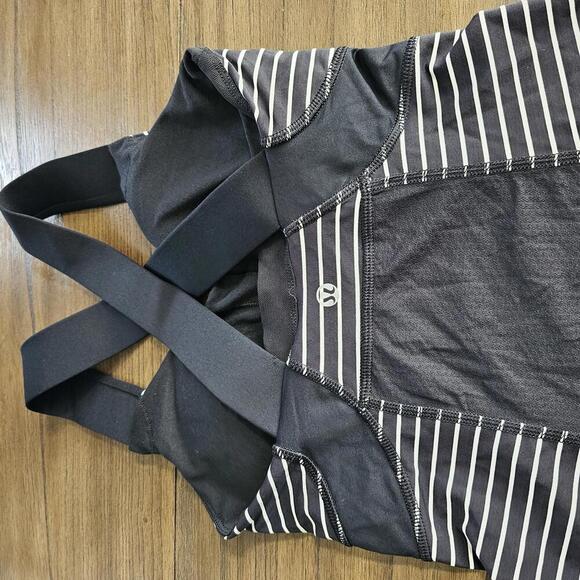 Lululemon On track Singlet Tank Top - Picture 6 of 10